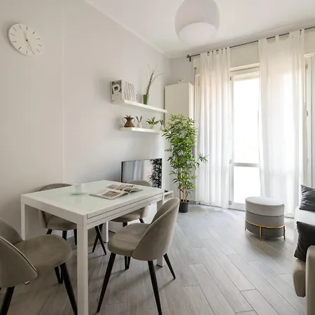 Apartment Adorable Centre, 2 Bd, 4 Guests
