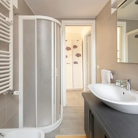 Adorable Centre, 2 Bd, 4 Guests Milan